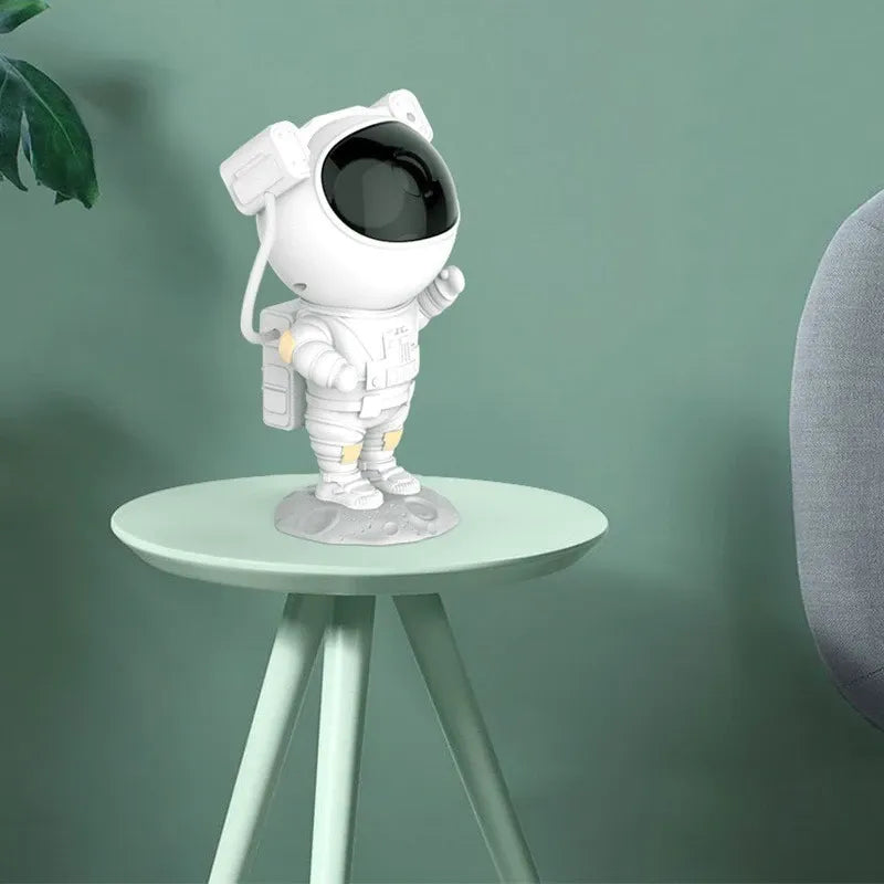 Luminária Astronauta GalaxyDream com Projeção de Galáxias e Controle Remoto