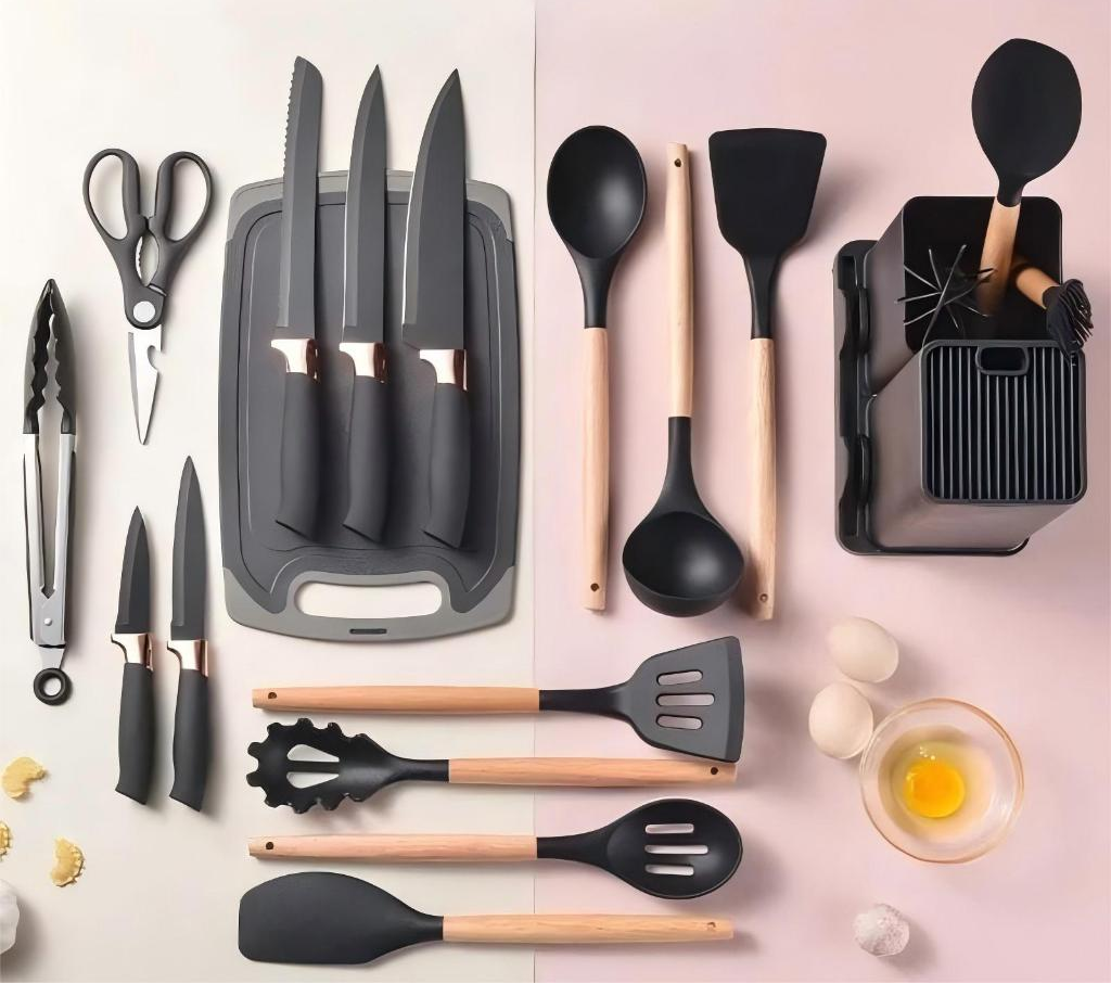 Kit de Utensílios SmartCook em Silicone com Cabo de Madeira – 19 Peças